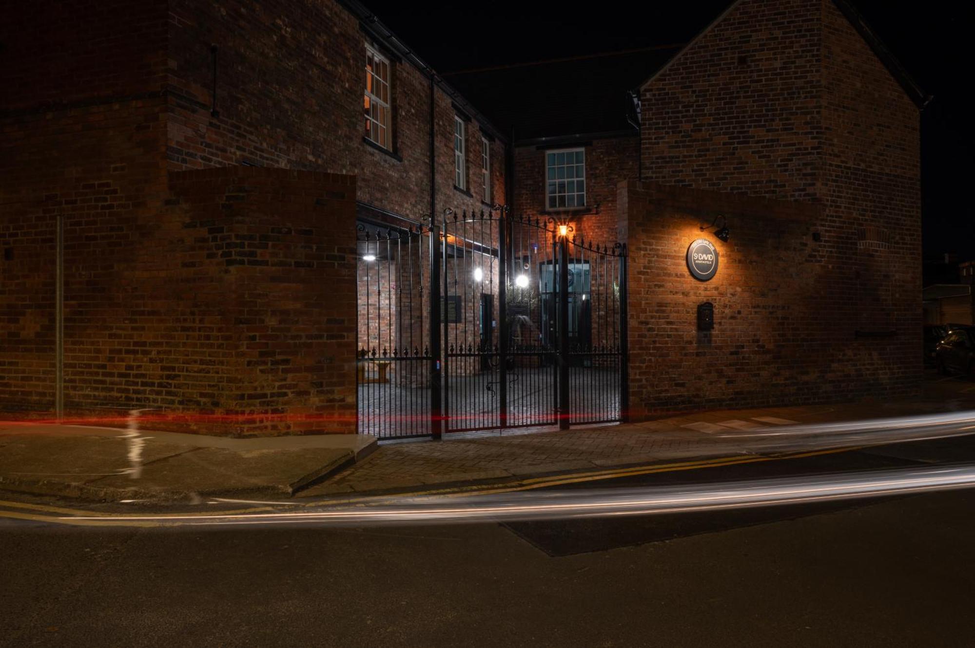 The Old Lyric Hall - A St David Aparthotel Barrow-in-Furness Екстериор снимка