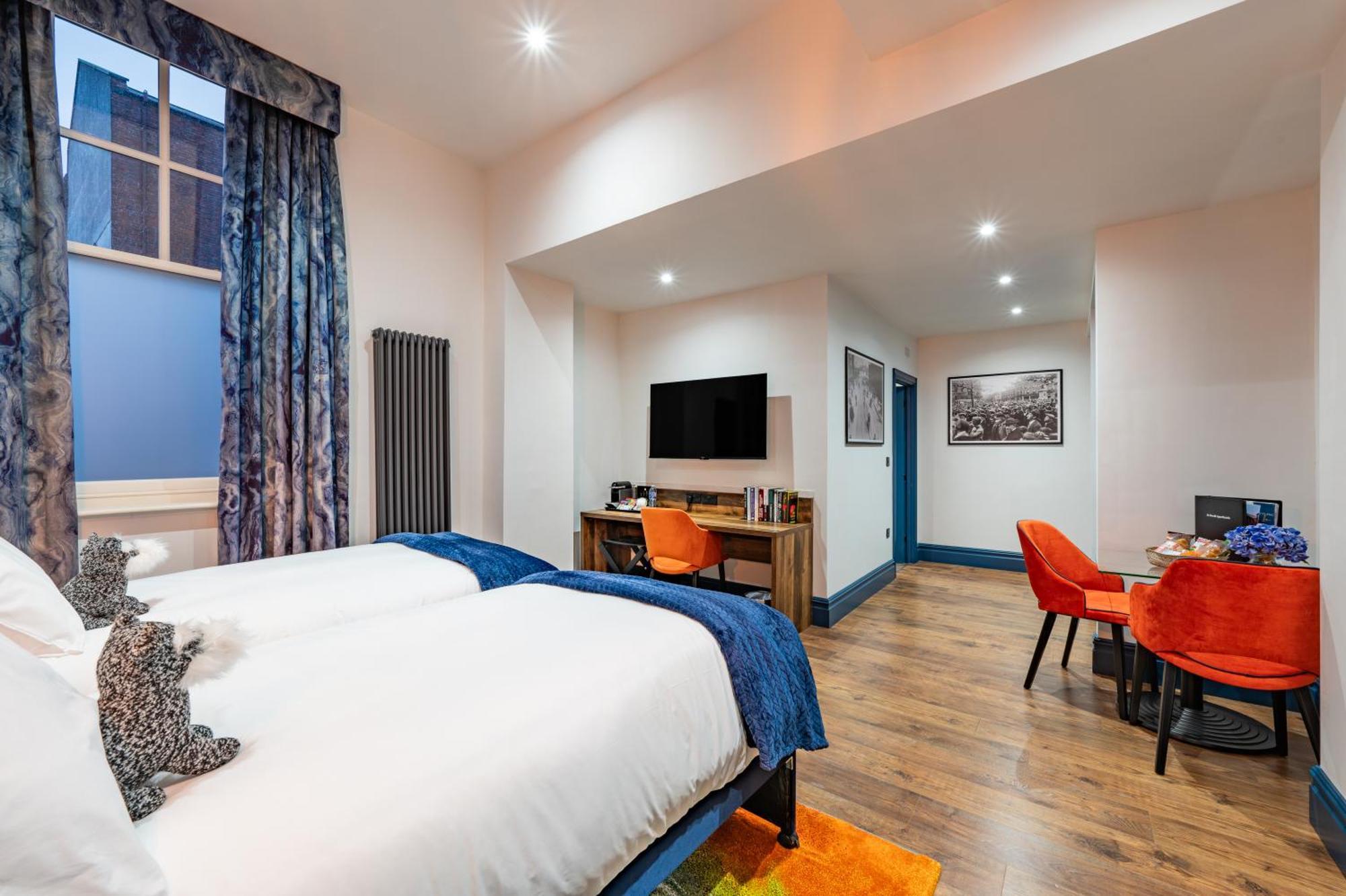 The Old Lyric Hall - A St David Aparthotel Barrow-in-Furness Екстериор снимка