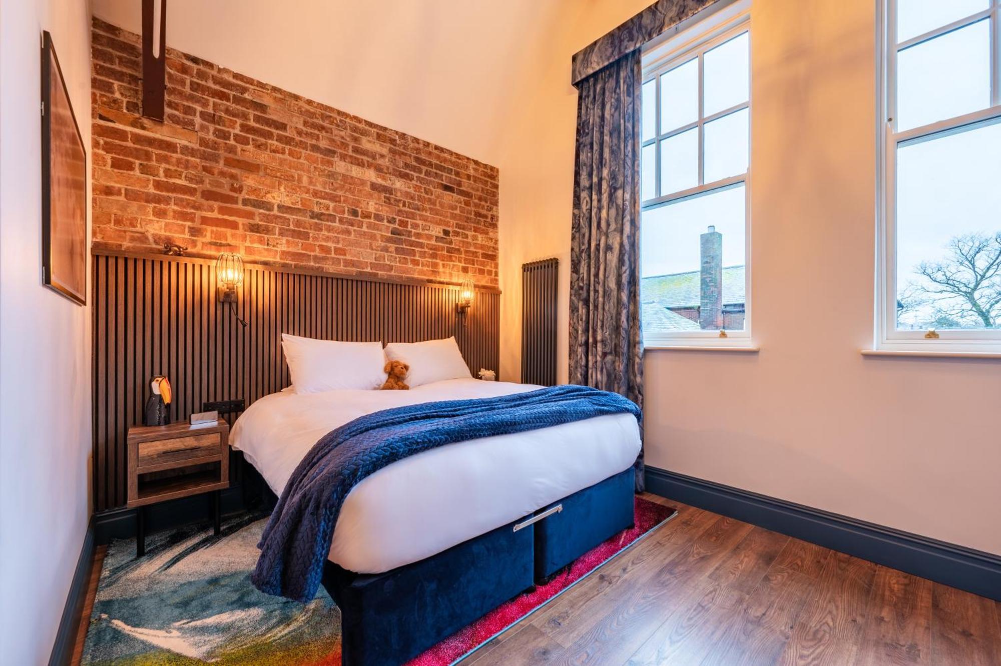 The Old Lyric Hall - A St David Aparthotel Barrow-in-Furness Екстериор снимка